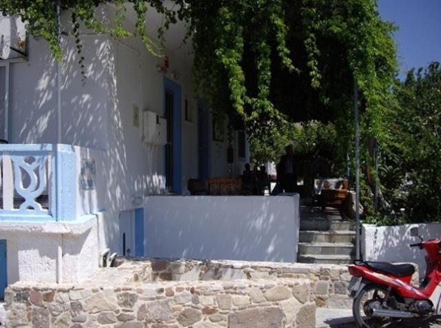 Dionysia * Kéfalos