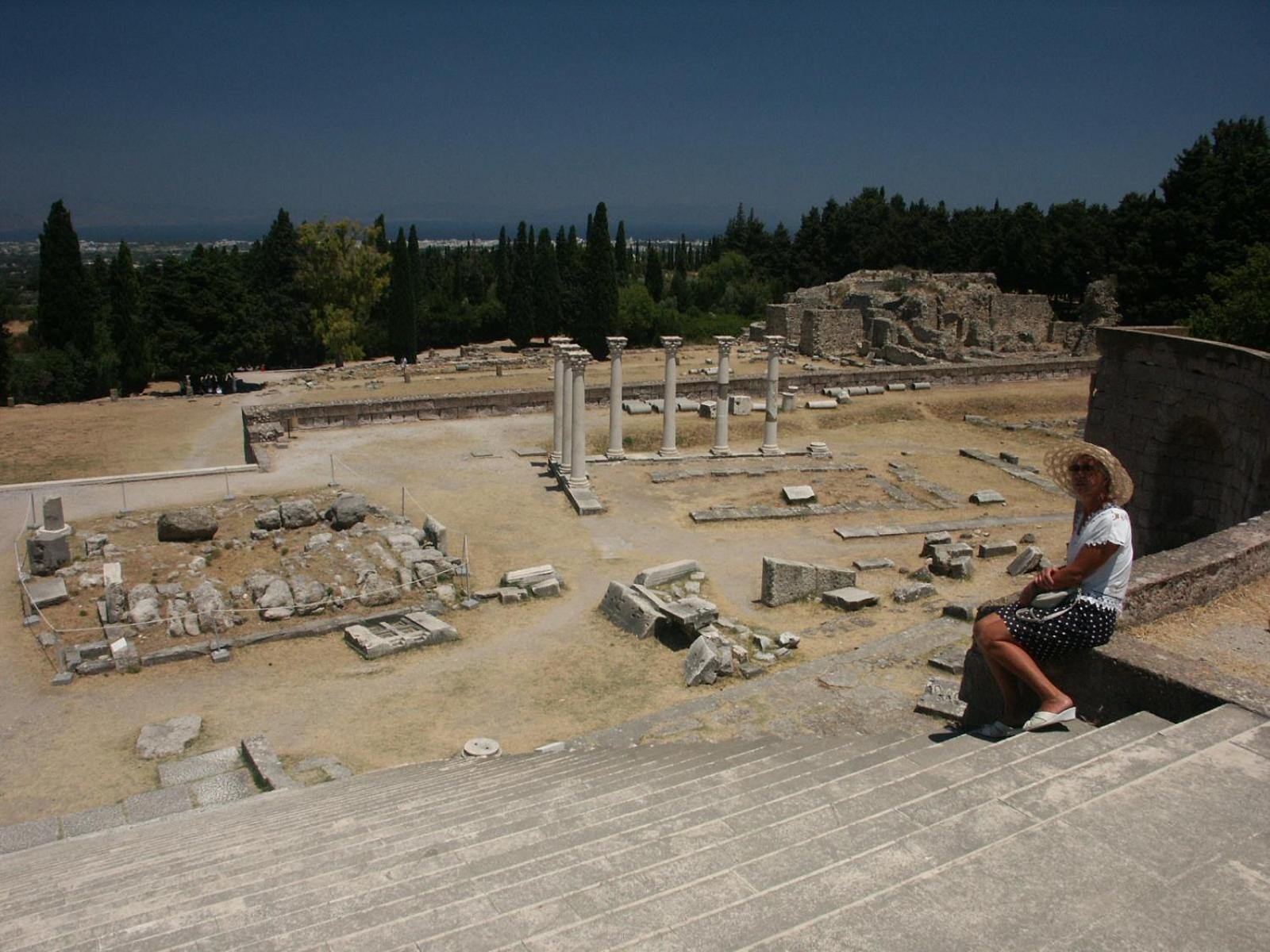 Dionysia * Kéfalos