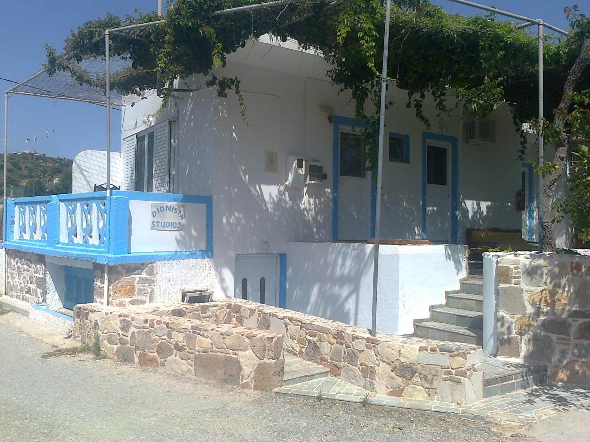 Dionysia Apartament *